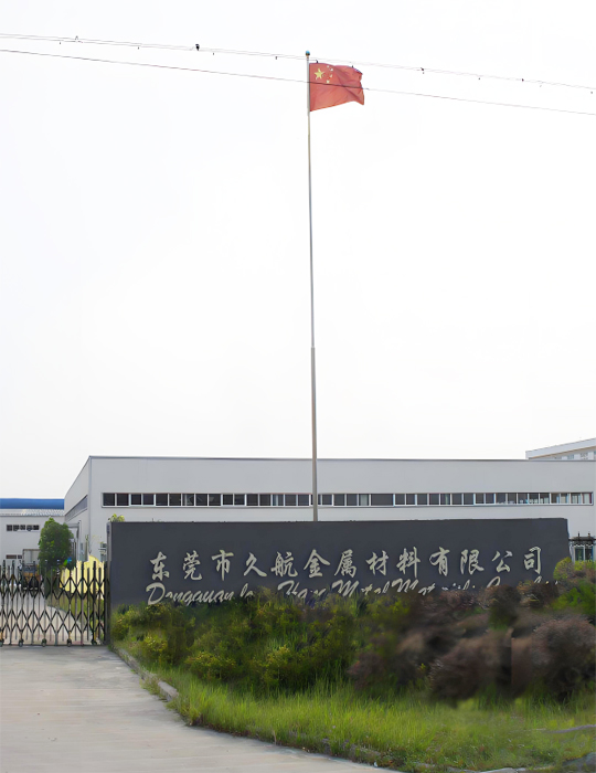潔臣士科邁柯洗地機(jī)，走進(jìn)車間，領(lǐng)略工業(yè)場(chǎng)景清潔利器