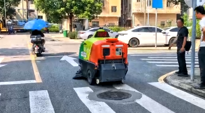 無人駕駛掃地機器人